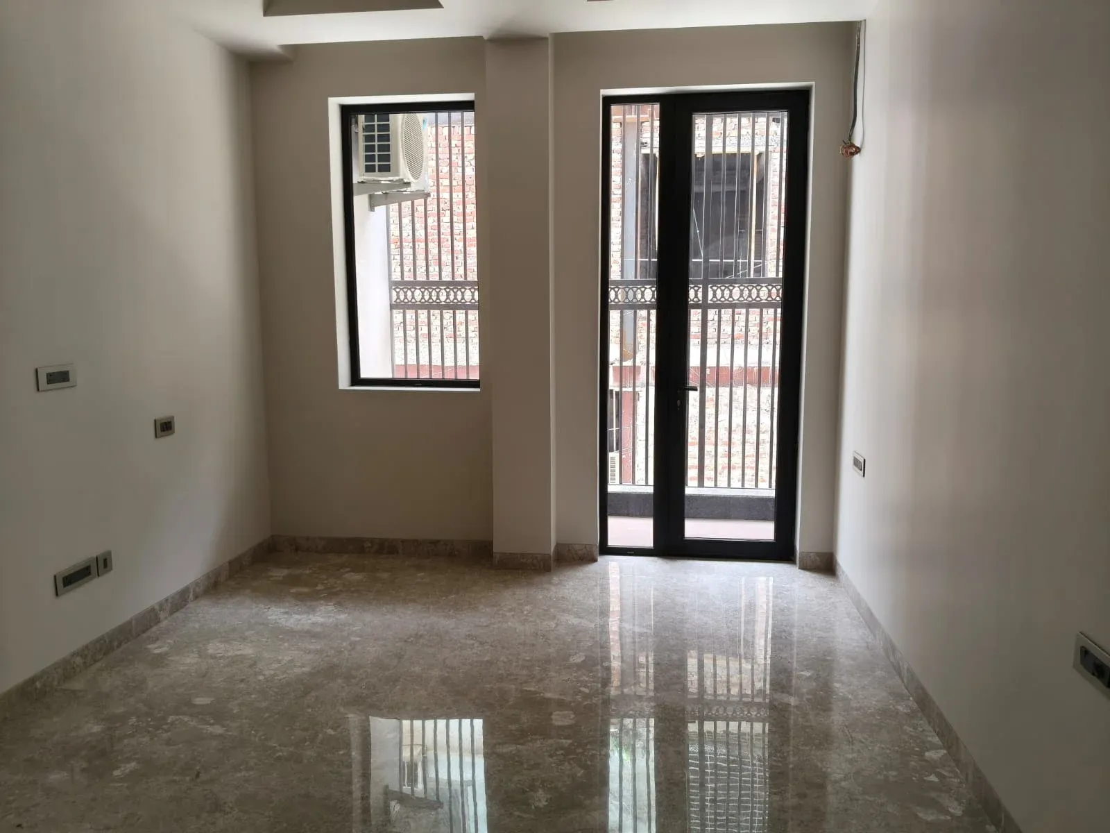 3 BHK Flat/Apartment For Rent In Defence Colony, South Delhi
