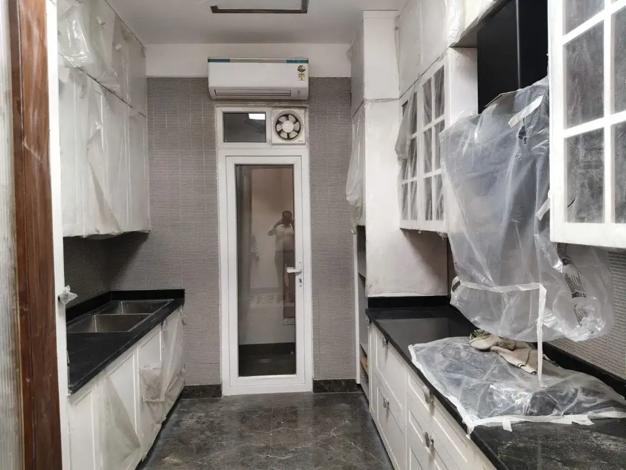 4 BHK Apartment For Rent In Defence Colony