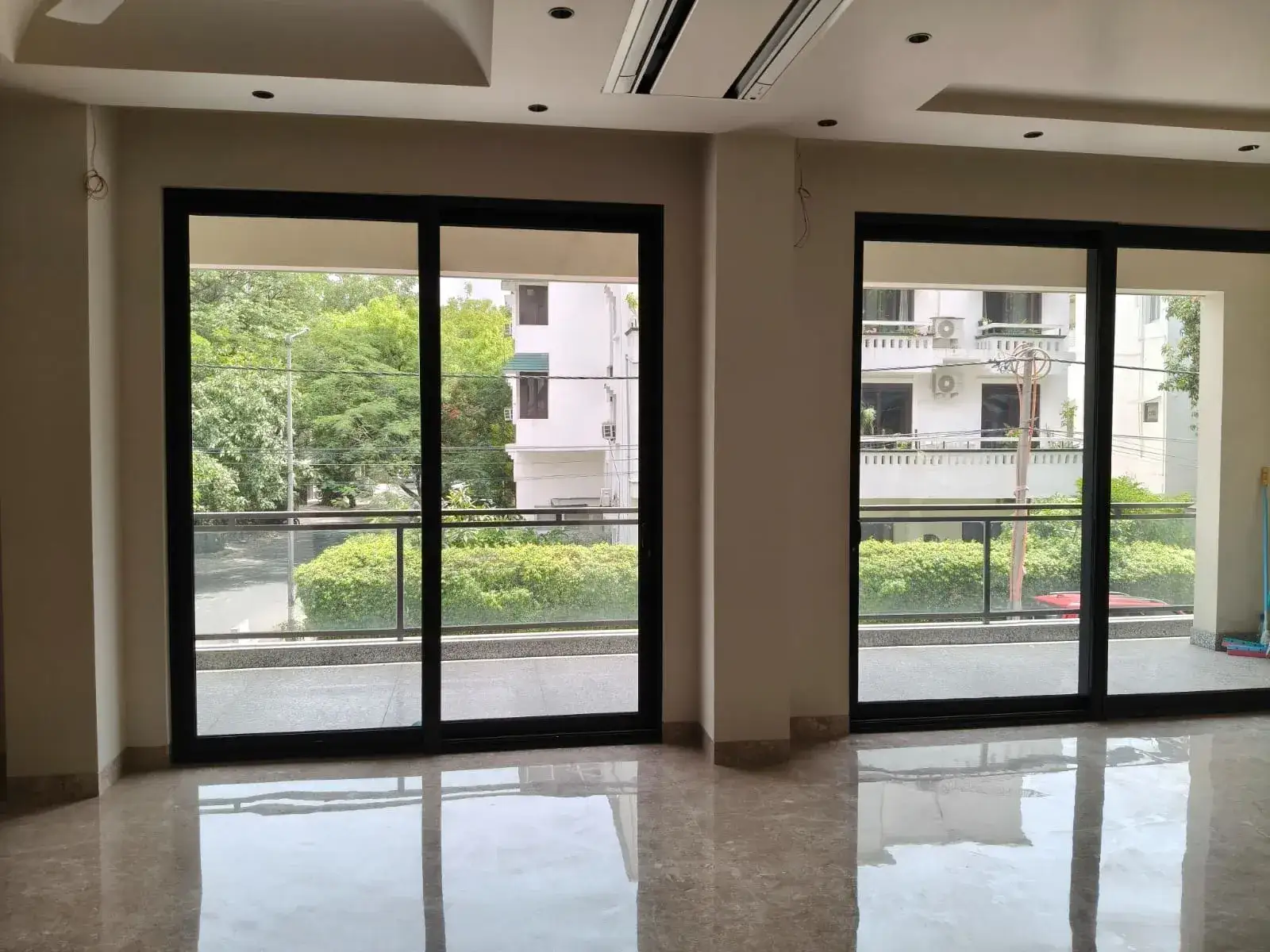 3 BHK Flat/Apartment For Rent In Defence Colony, South Delhi