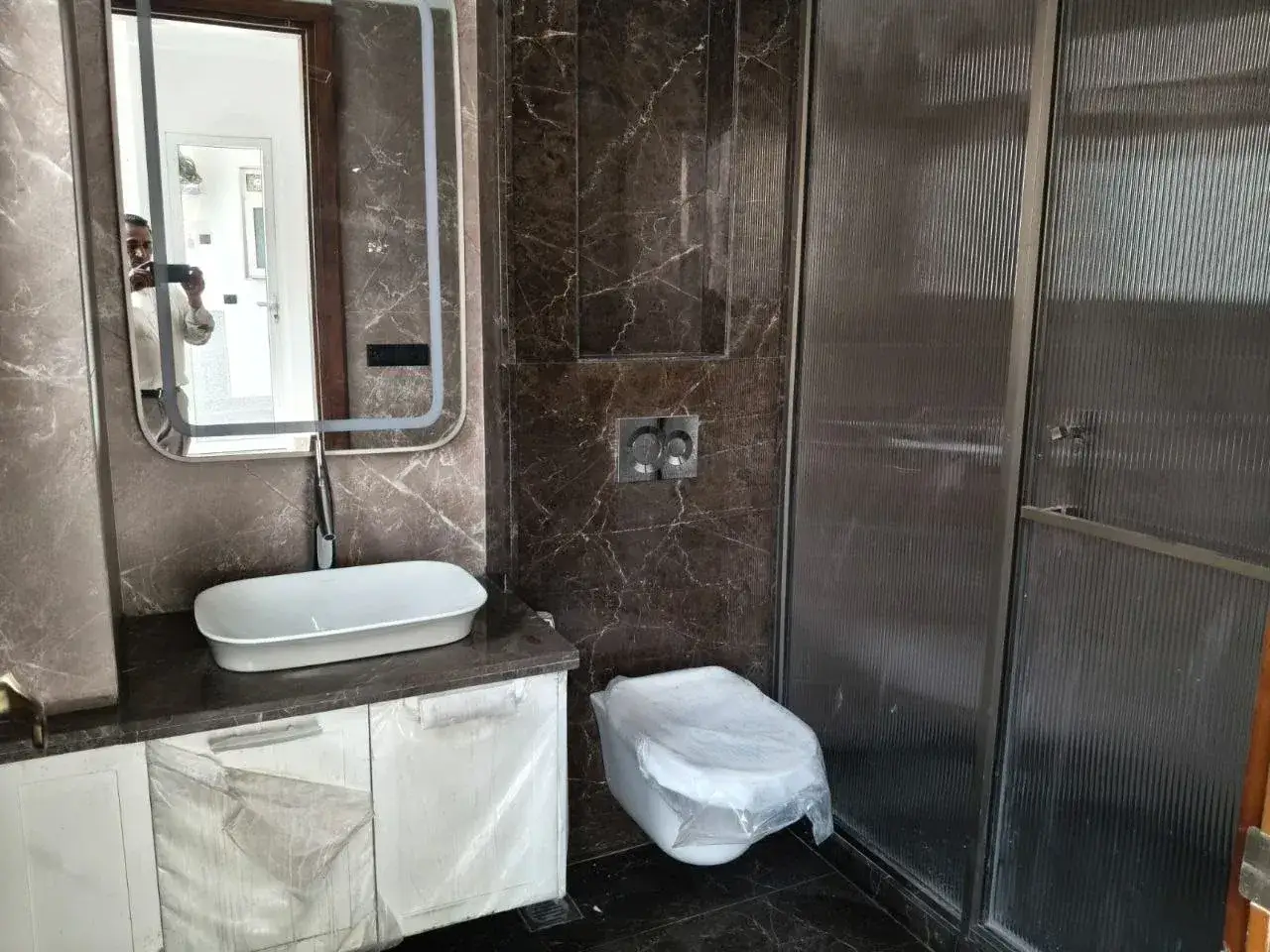 4 BHK Apartment For Rent In Defence Colony